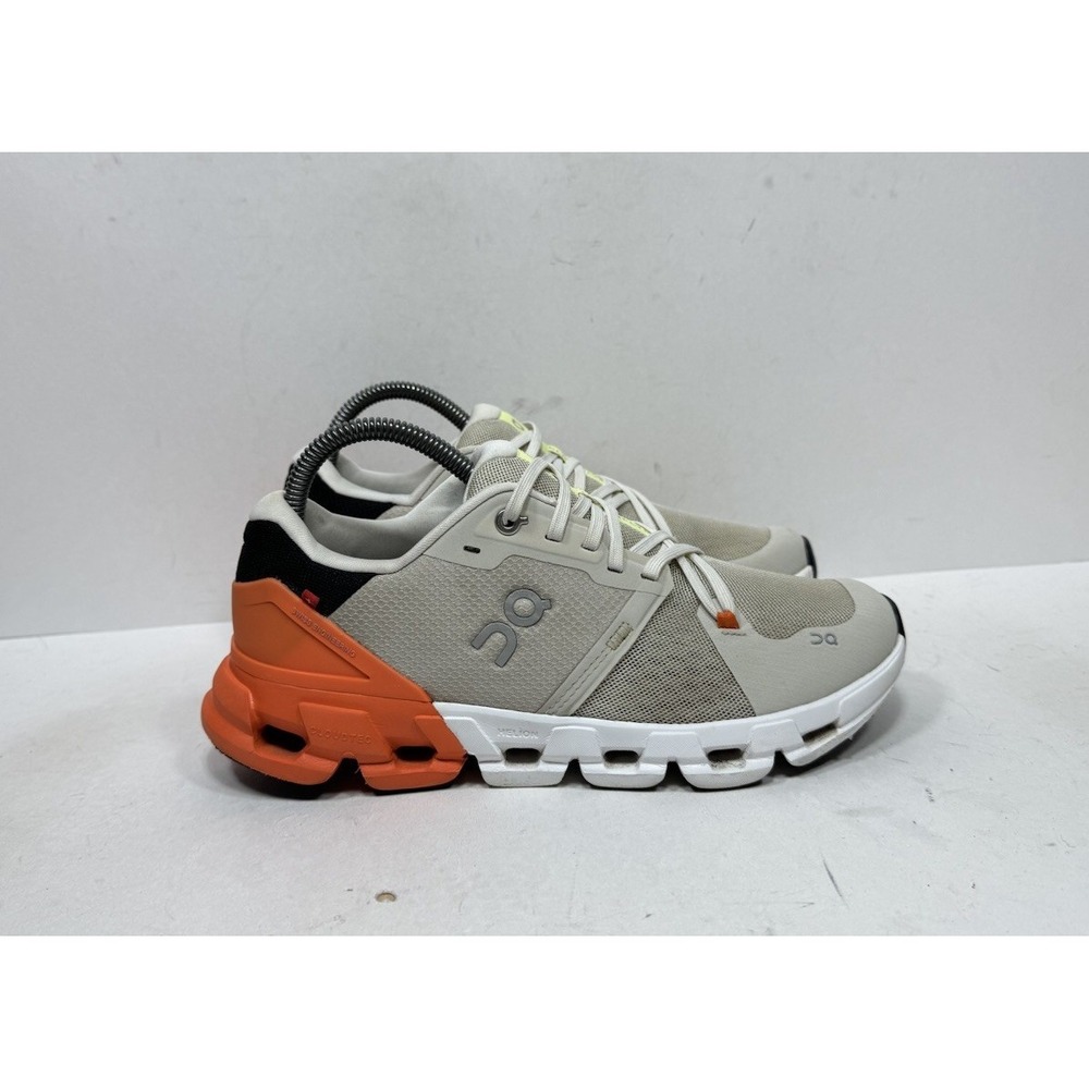 On Running Cloudflyer 4 Womens Size 7.5 US Sand Flame Running Shoes